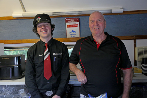 cafe car crew